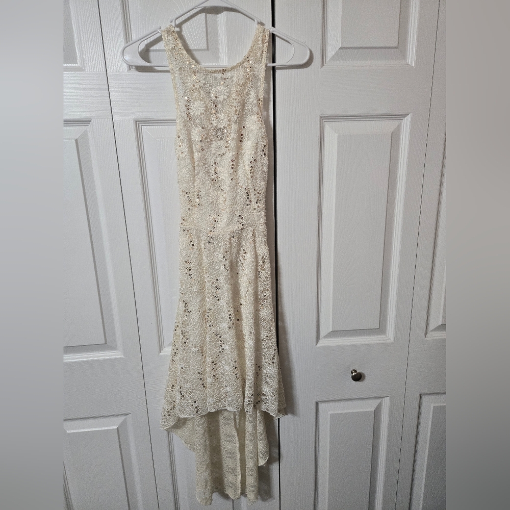 Ivory Lace Dress Sequin Details, Size 3/4, Back Keyhole, High Low Hemline, EUC